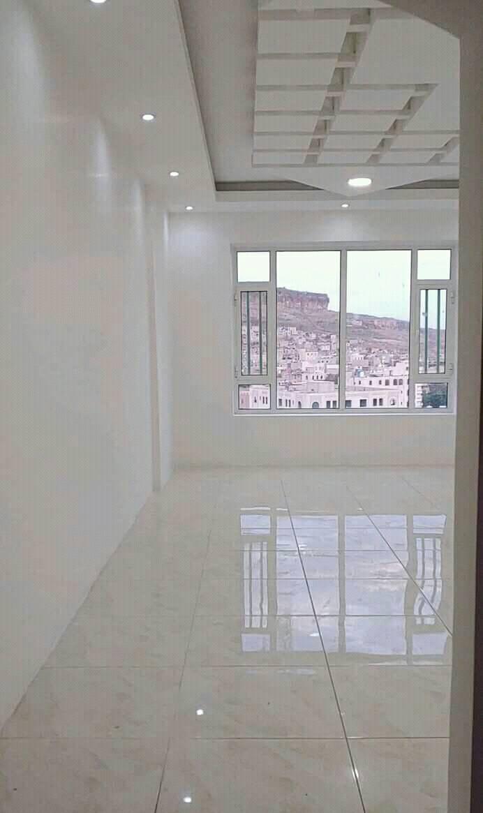 شقة تمليك للبيع 177 متر الدور الثانى بديكورات مودرن فى صنعاء اليمن