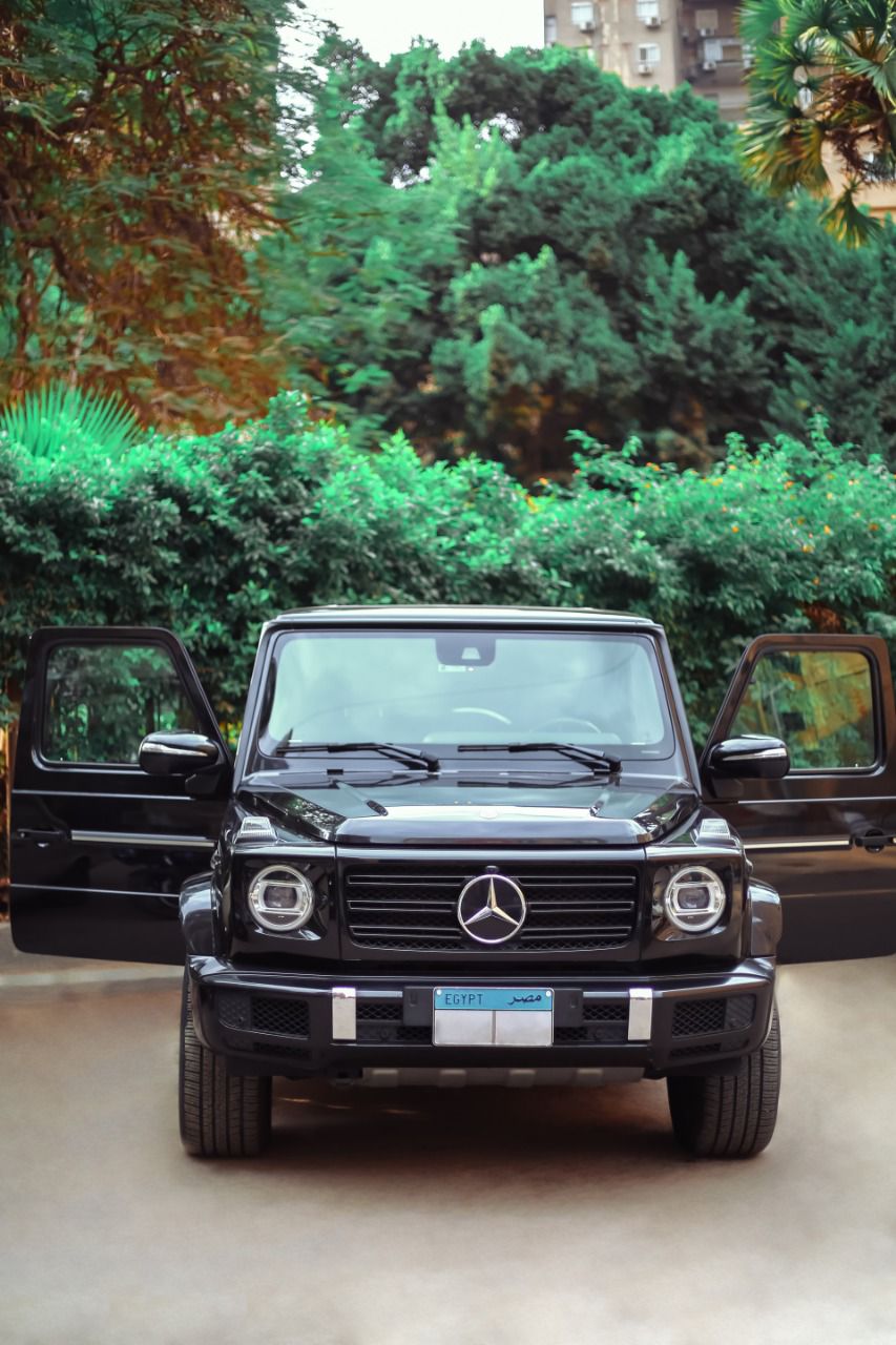 Mercedes G-Class with Driver for Rent – An Unforgettable Journey on the Road