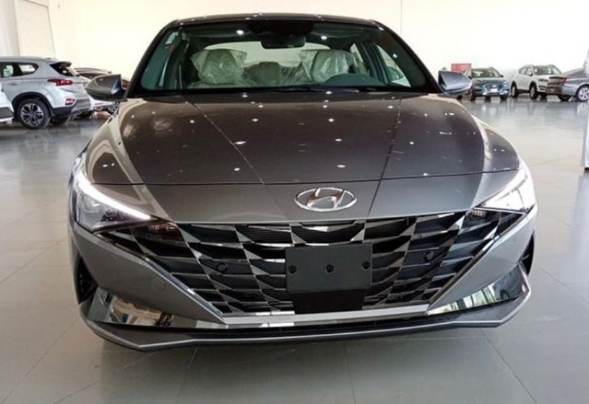 Hyundai Elantra Rental - Elegance, Performance, and Smooth Driving with Discounts with Rent Bus