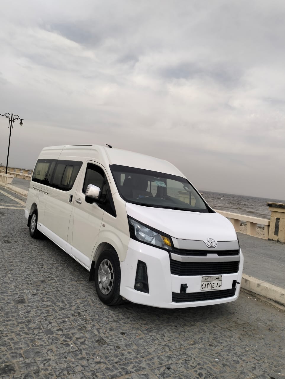 Toyota Hiace - Comfort and flexibility in your private trips from Rent Bus